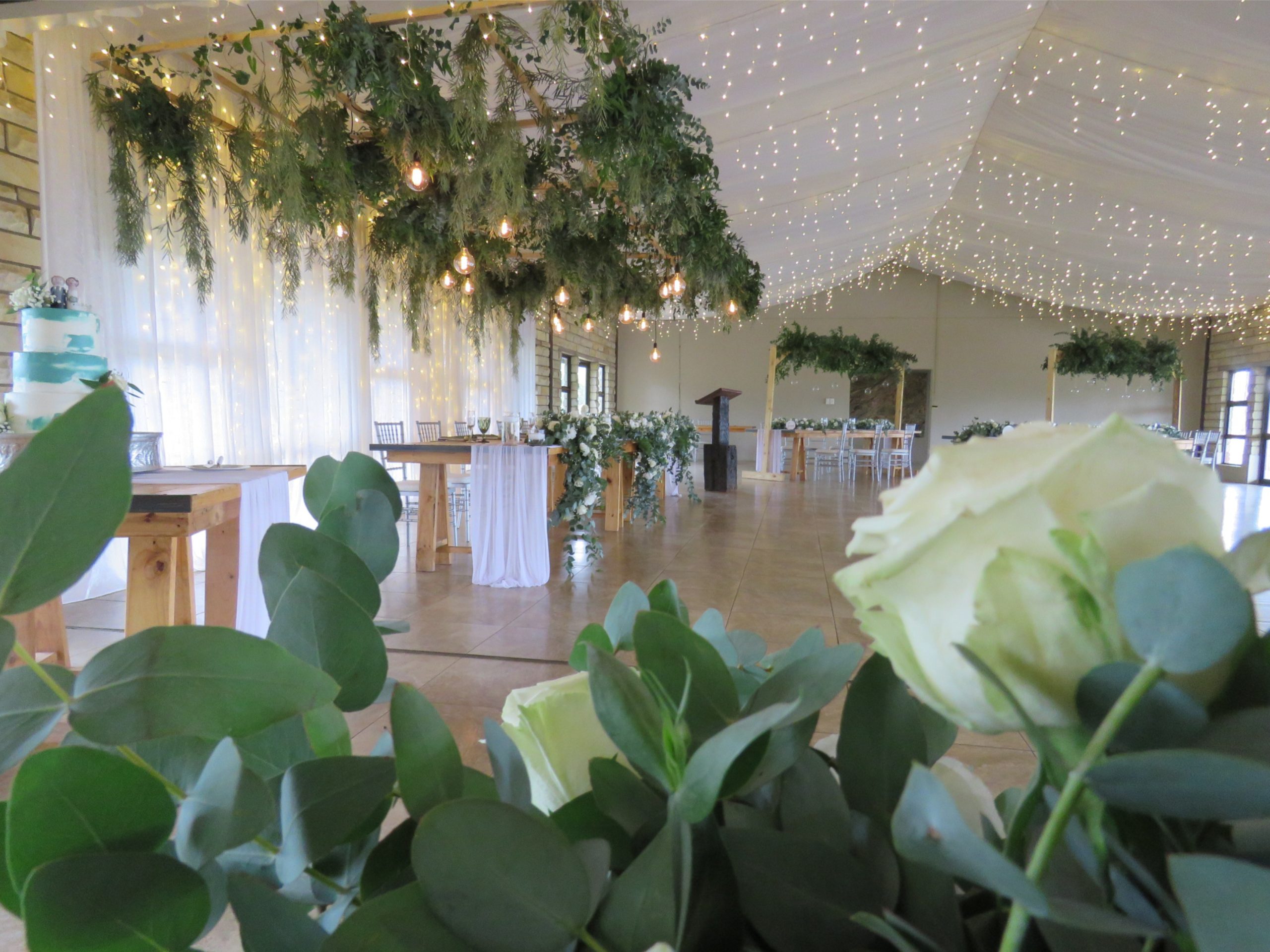 sandstone-sleeper-estate-wedding-08